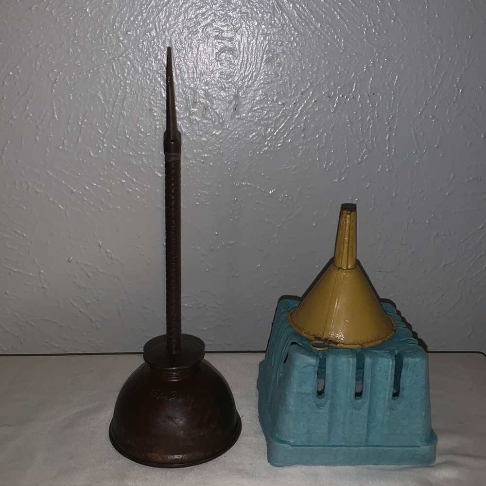 Antique Eagle Thumb Press Oil Can w/ Adjustable Spout Top & Yellow Metal Funnel